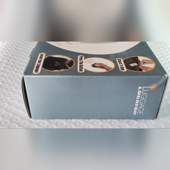 LUGGAGE LOCATOR UP TO 60' AWAY BEEPS & FLASHES NEW IN BOX. - Picture 6 of 7